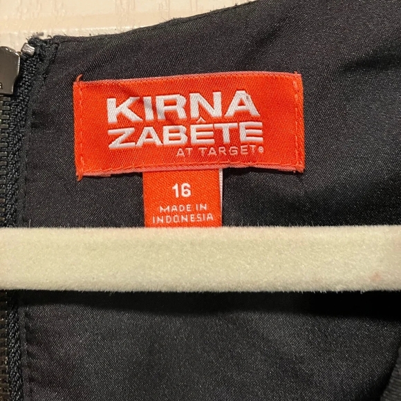 Elegant Black Sleeveless Metallic Jacquard Dress Size 16 - Picture 8 of 10